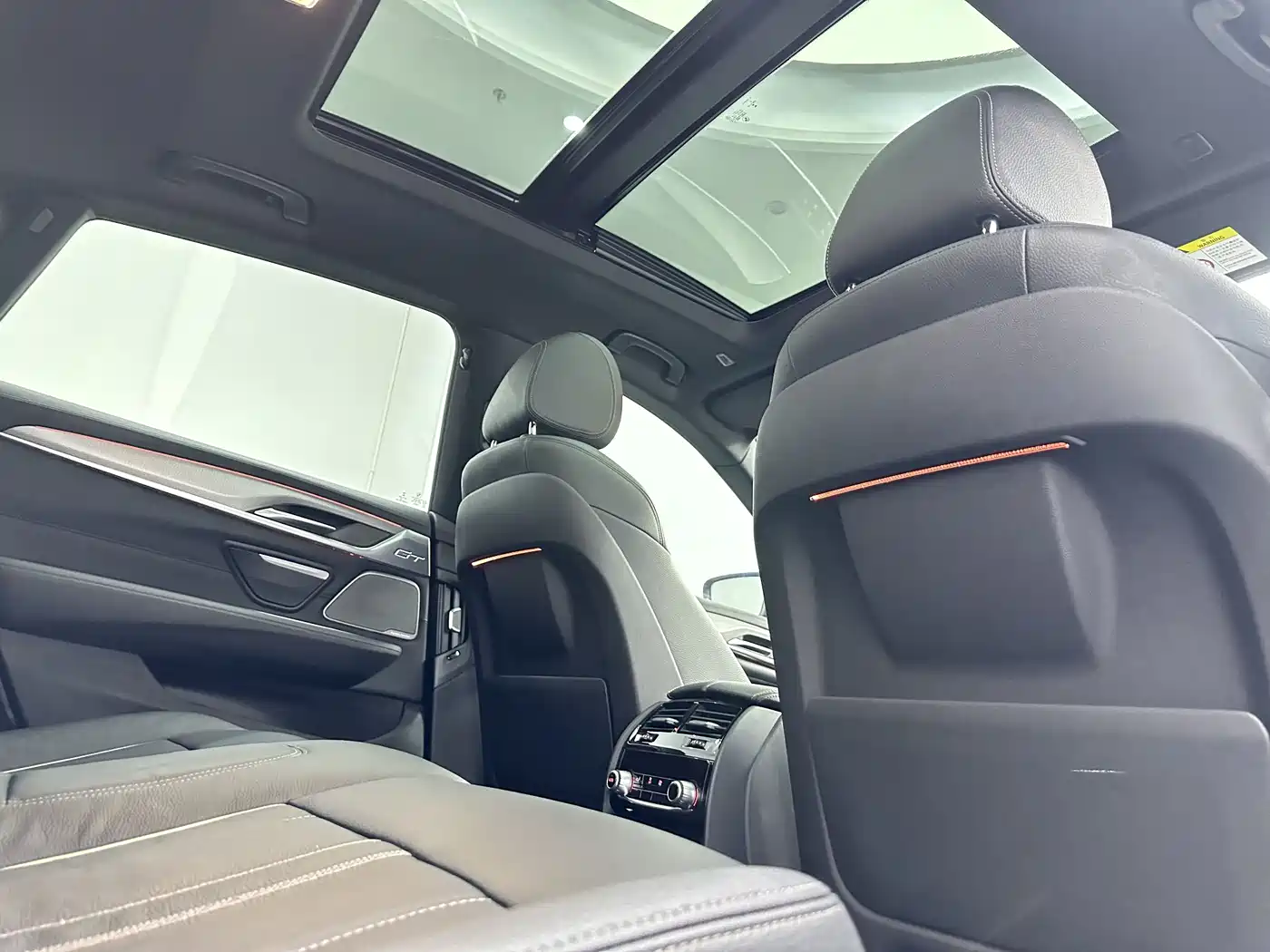 BMW 6 Series GT 2018 630i Luxury Design Package фото 15