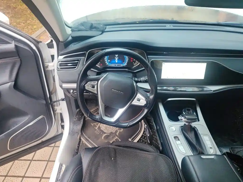Changan Oshan X7 2021 2020 1.5T Auto Pilot