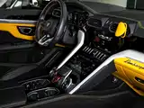 Фото 19 - Lamborghini Urus