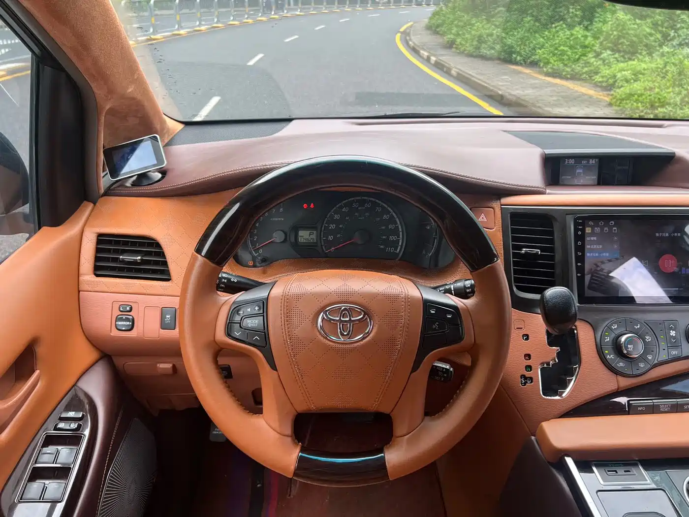 Toyota Sienna 2013 2011 2.7L 2WD Automatic