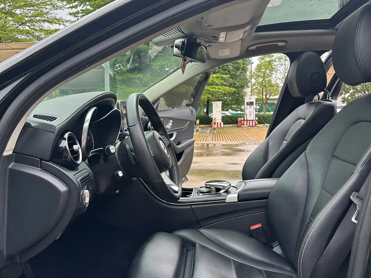 Mercedes-Benz C-Class 2015 C 180 L Sport фото 4