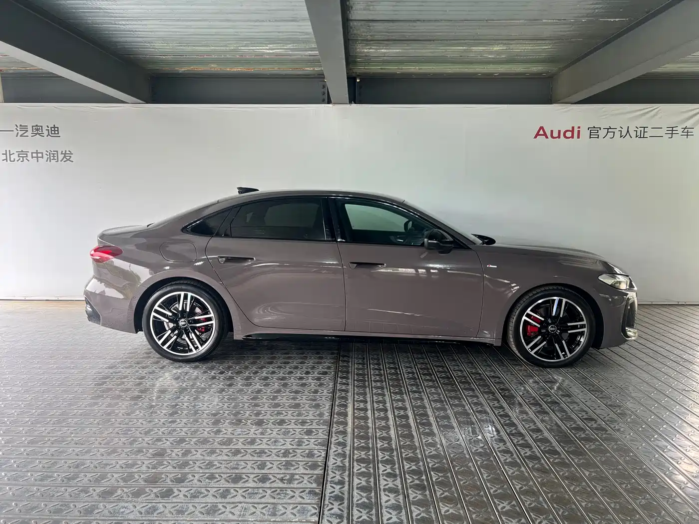 Audi A5L 2025 2.0T Sport Edition quattro фото 3