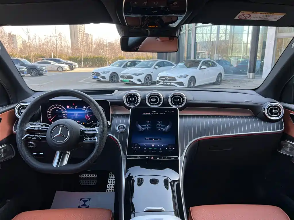 Mercedes-Benz GLC 2025 GLC 300 L 4MATIC Luxury 5-seater фото 9