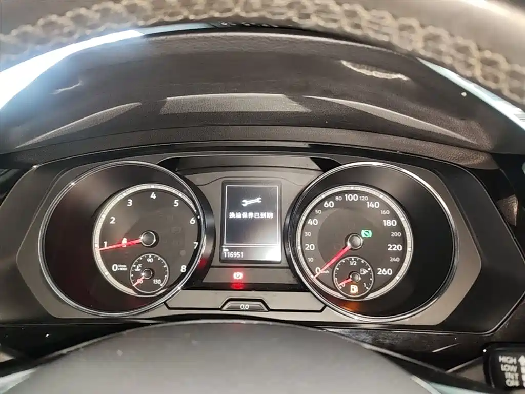 Volkswagen Tiguan L 2019 330TSI Auto 2WD Smart Luxury Edition China V фото 12