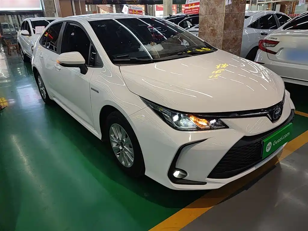 Toyota Corolla 2023 1.8L Smart Hybrid Dual Engine Pioneer Edition фото 4