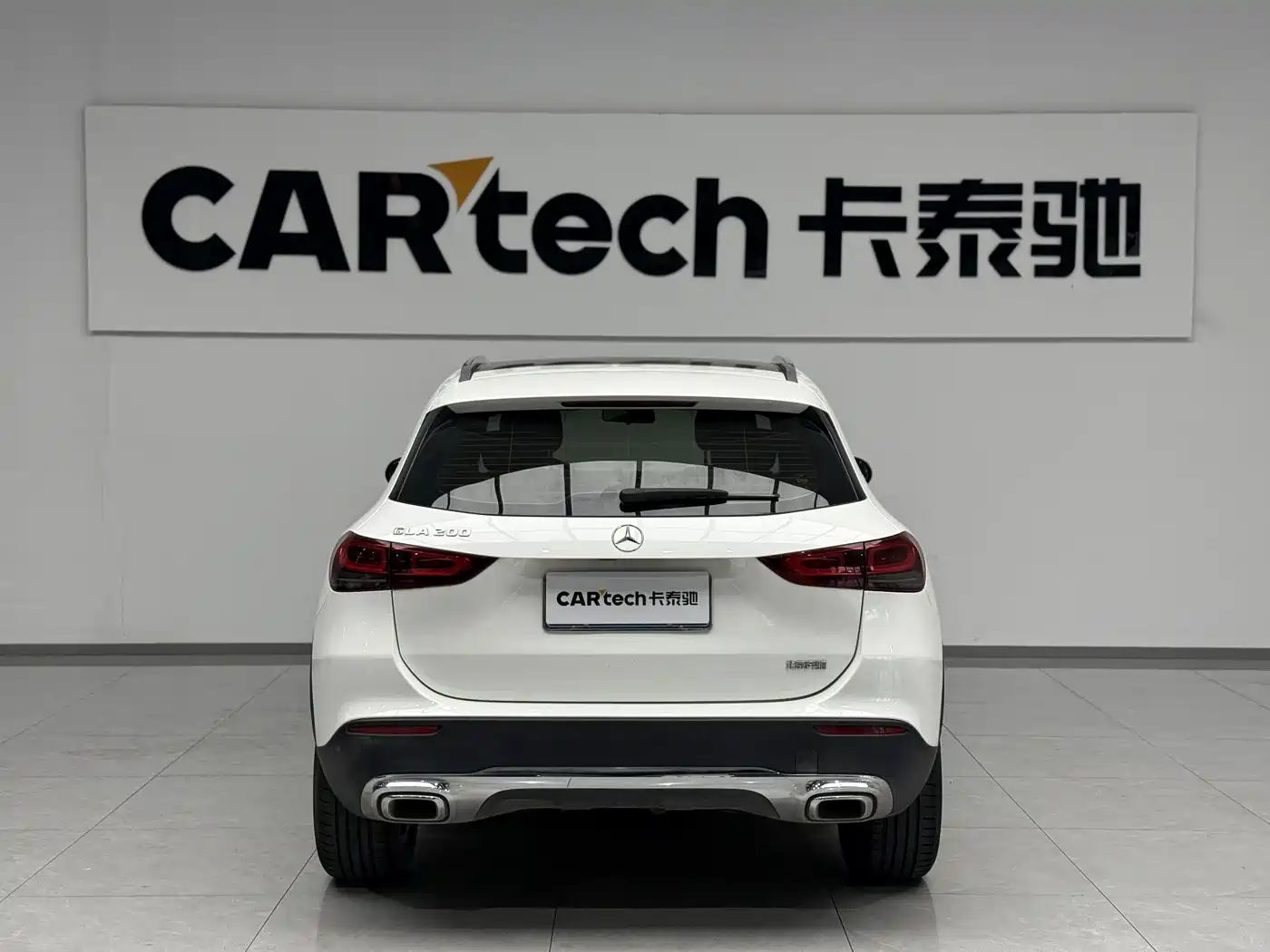 Фото 11 - Mercedes-Benz GLA