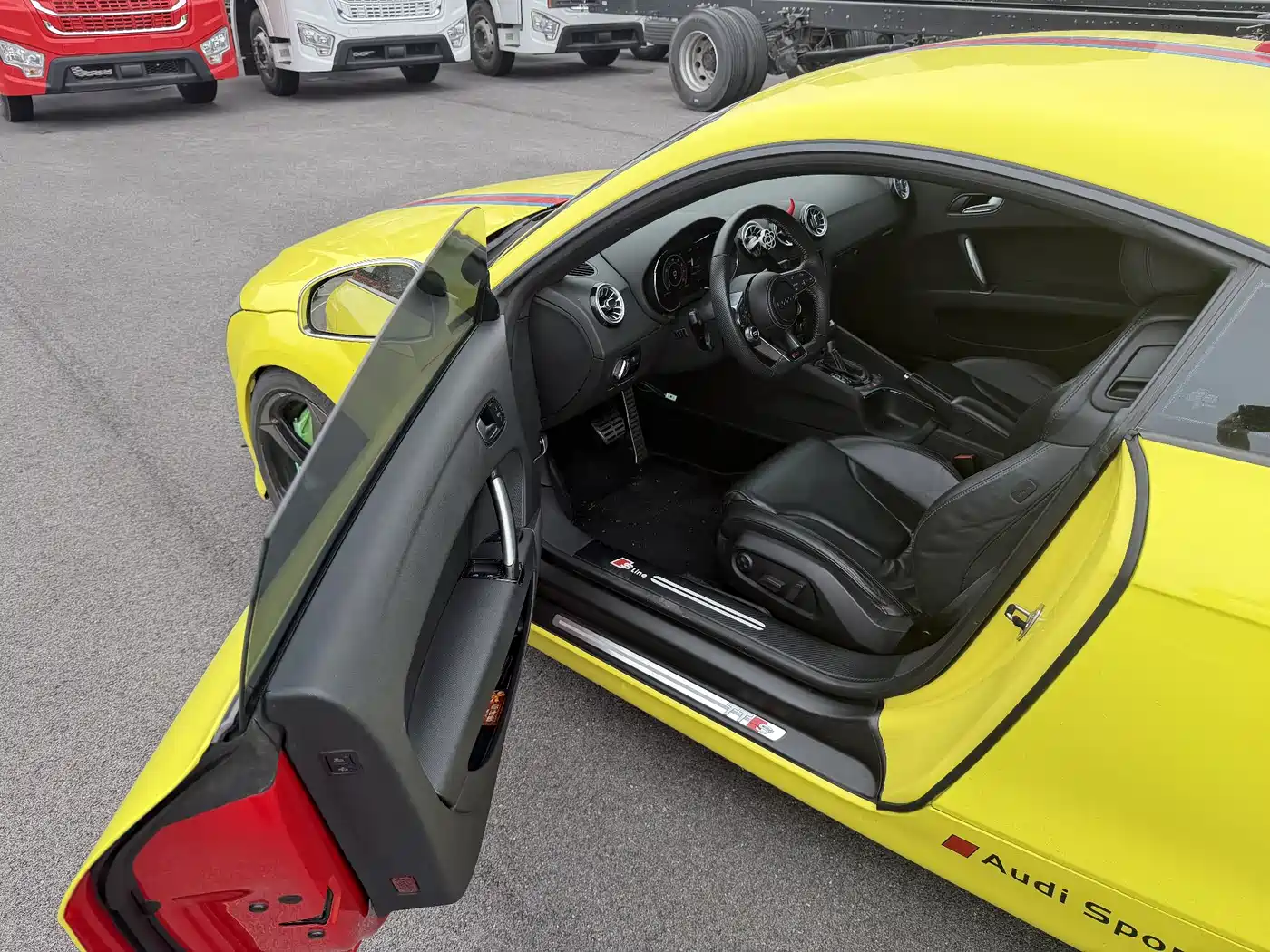 Audi TT 2008 Model TT Coupe 2.0TFSI фото 12