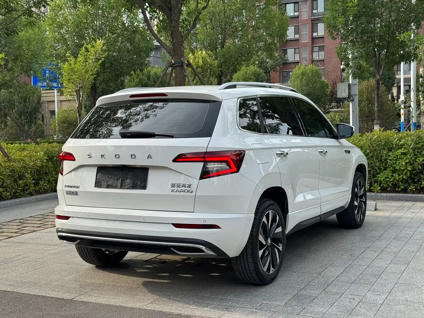 Škoda Karoq 2023 2022 TSI280 Smart Brilliance Edition