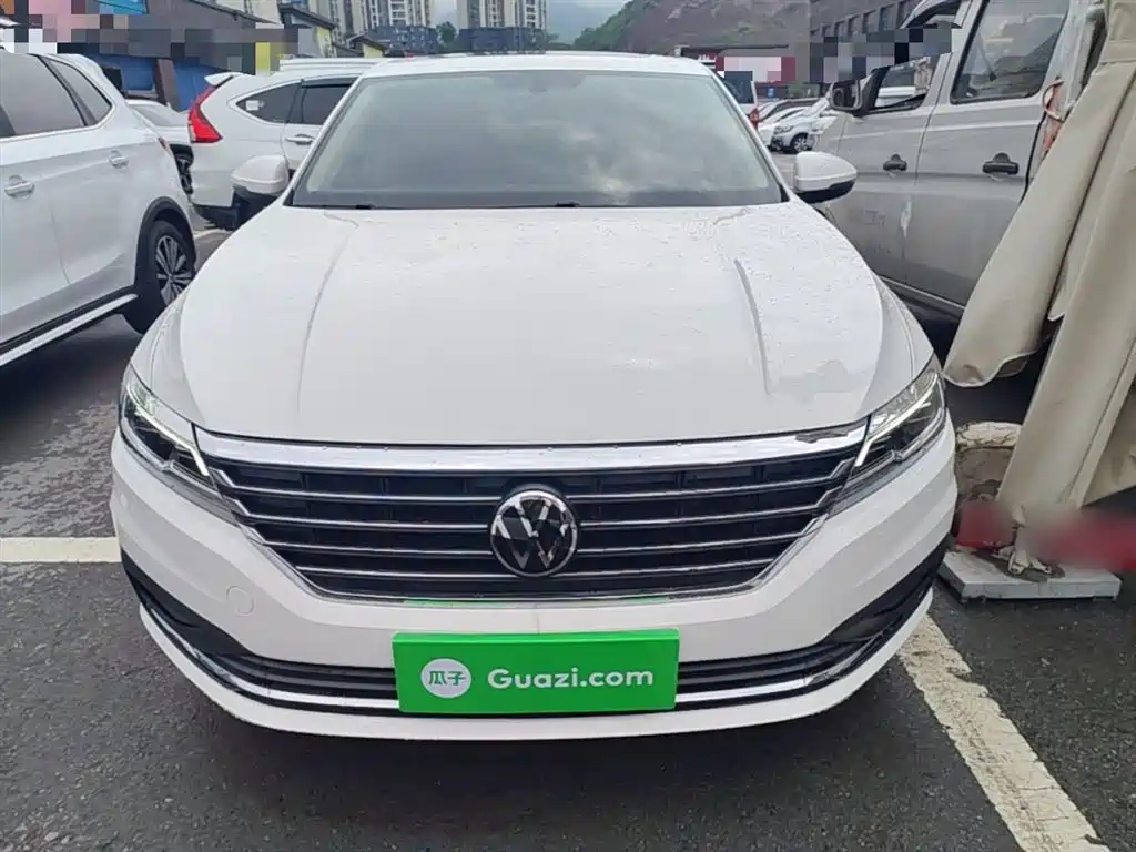 Volkswagen Lavida 2022 1.5L Auto Comfort Edition фото 3