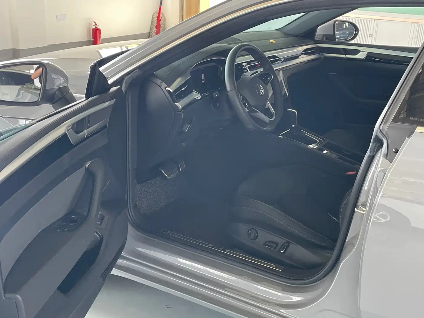 Volkswagen FAW-Volkswagen CC 2021 330TSI Dazzle Edition фото 8