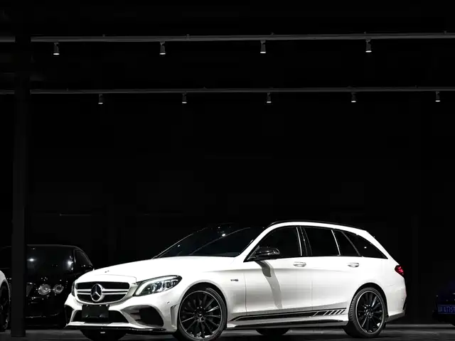 Mercedes-Benz C-Class AMG 2020