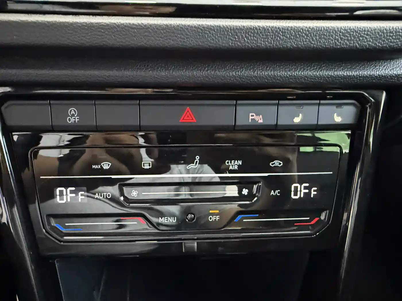 Volkswagen T-ROC 2021 Facelift 280TSI DSG 4WD Luxury Smart Connect Edition фото 19