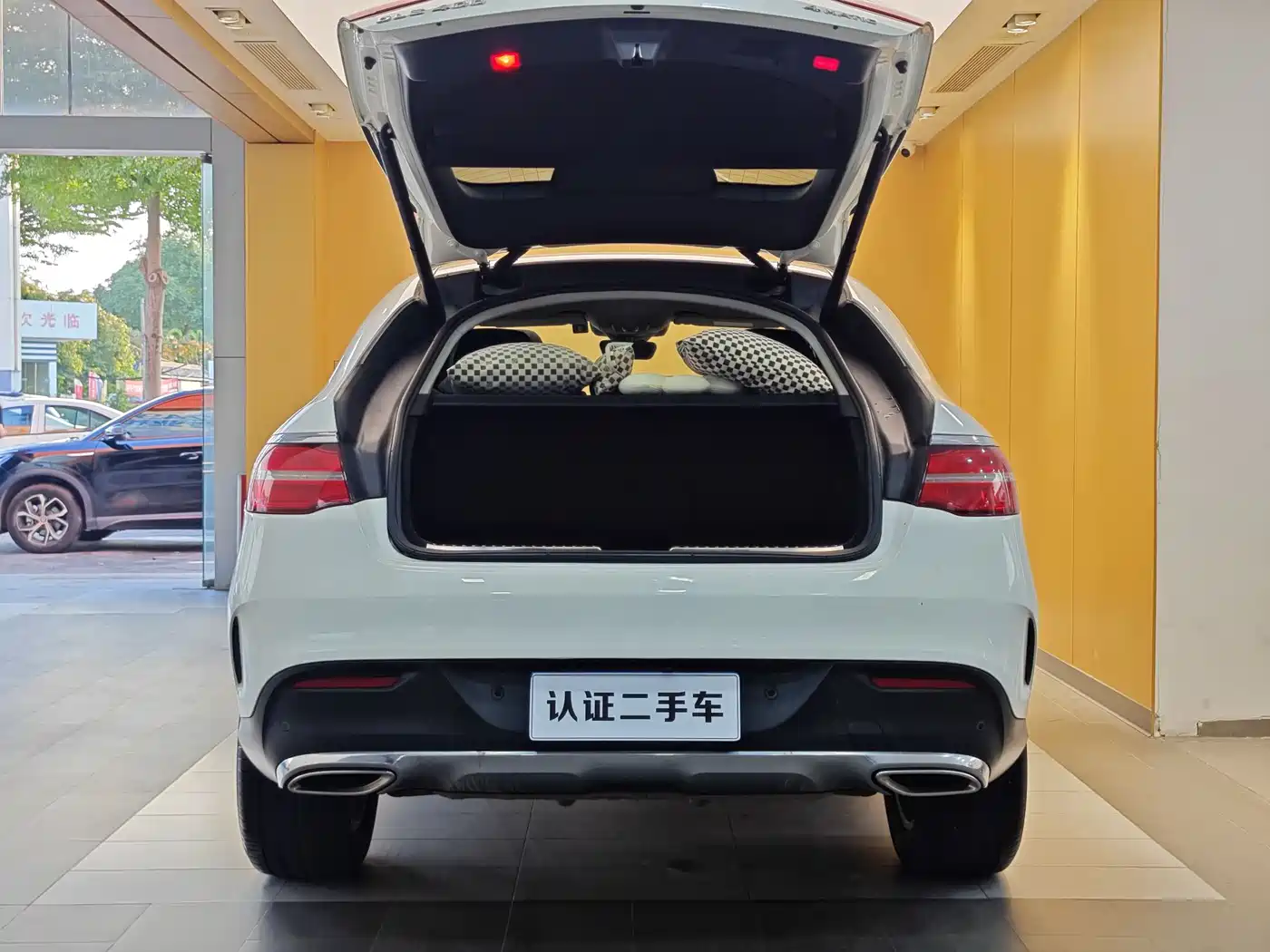 Mercedes-Benz GLE Coupe 2015 GLE 320 4MATIC Coupe SUV фото 31
