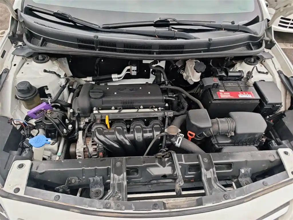 Hyundai Verna 2014 1.4L Automatic Leading GLX фото 20