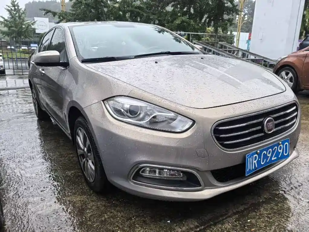 Fiat Viaggio 2014 2012 1.4T Auto Joy Edition