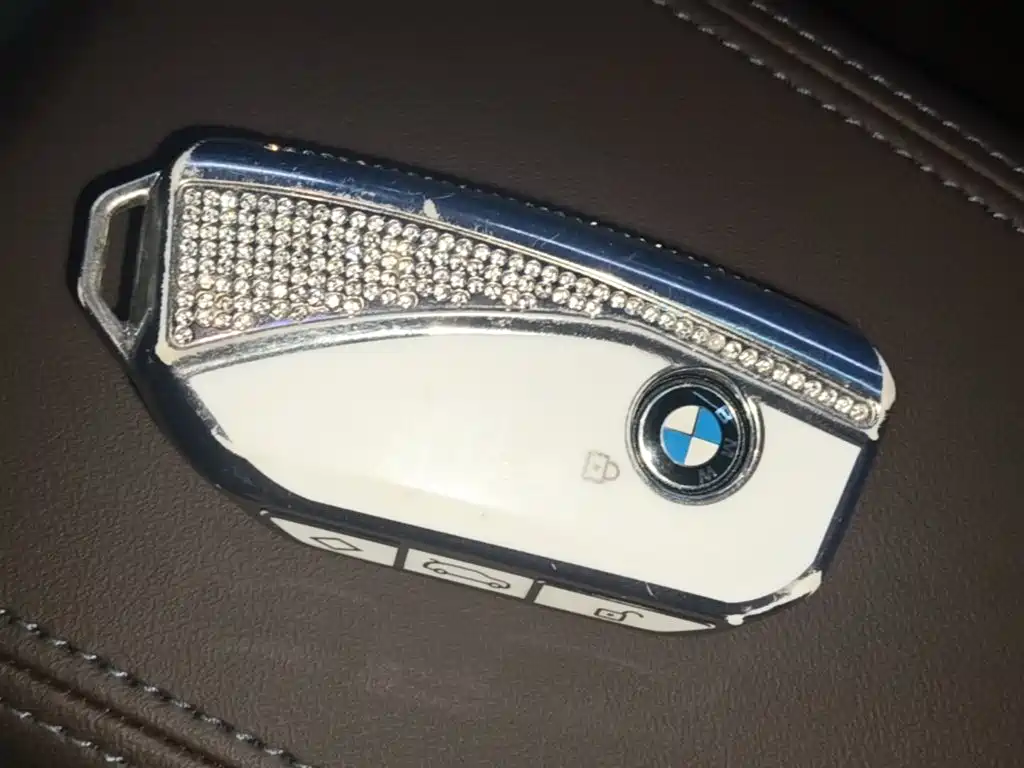 Photo 9 - BMW iX1