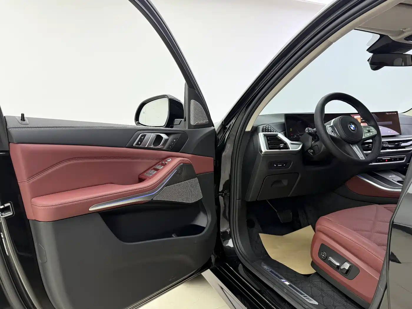 BMW X5 2023 xDrive 30Li Premium M Sport Package фото 5