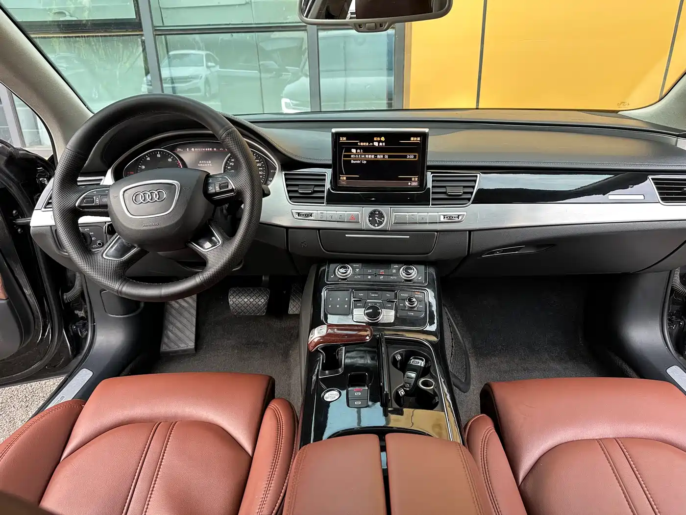 Audi A8 2013 A8L 45 TFSI quattro Comfort фото 3