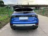 Фото 6 - Lynk & Co 02