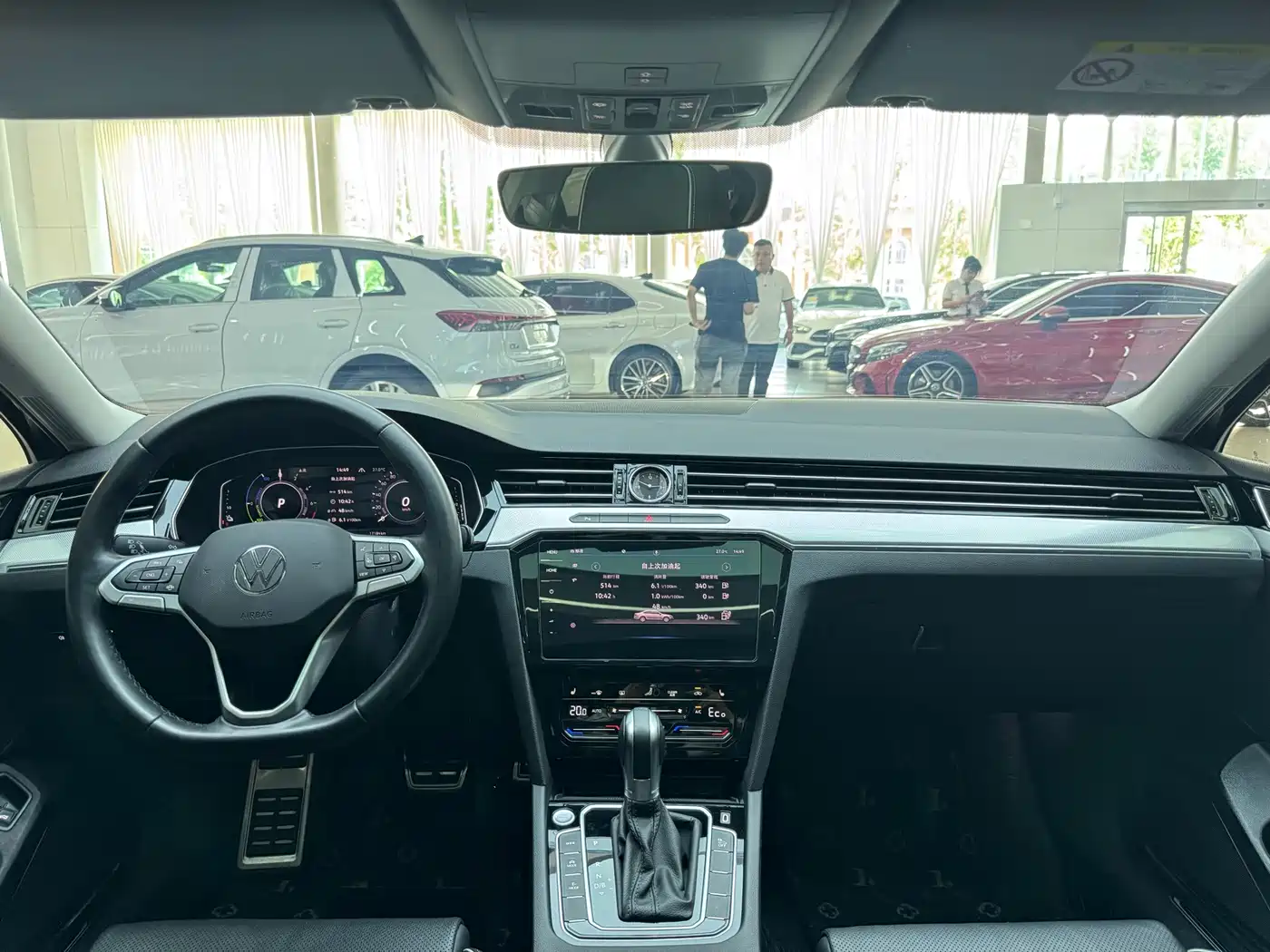 Volkswagen Magotan GTE Plug-in Hybrid 2022 GTE Luxury фото 17