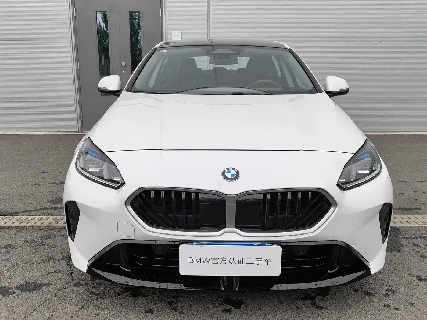 BMW 2 Series 2025 225L M Sport Package фото 2