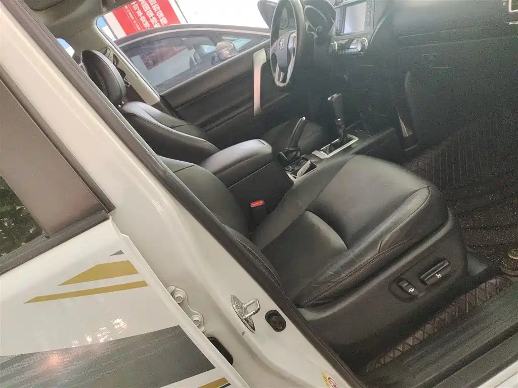 Toyota Prado 2016 2.7L Auto Standard Edition фото 24