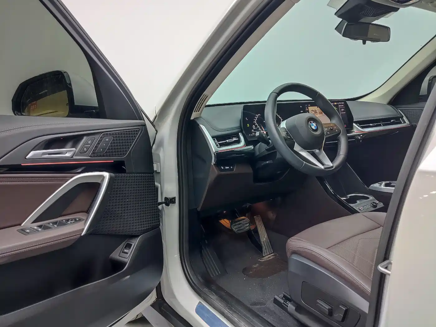 BMW X1 2023 sDrive20Li X Design Package фото 10