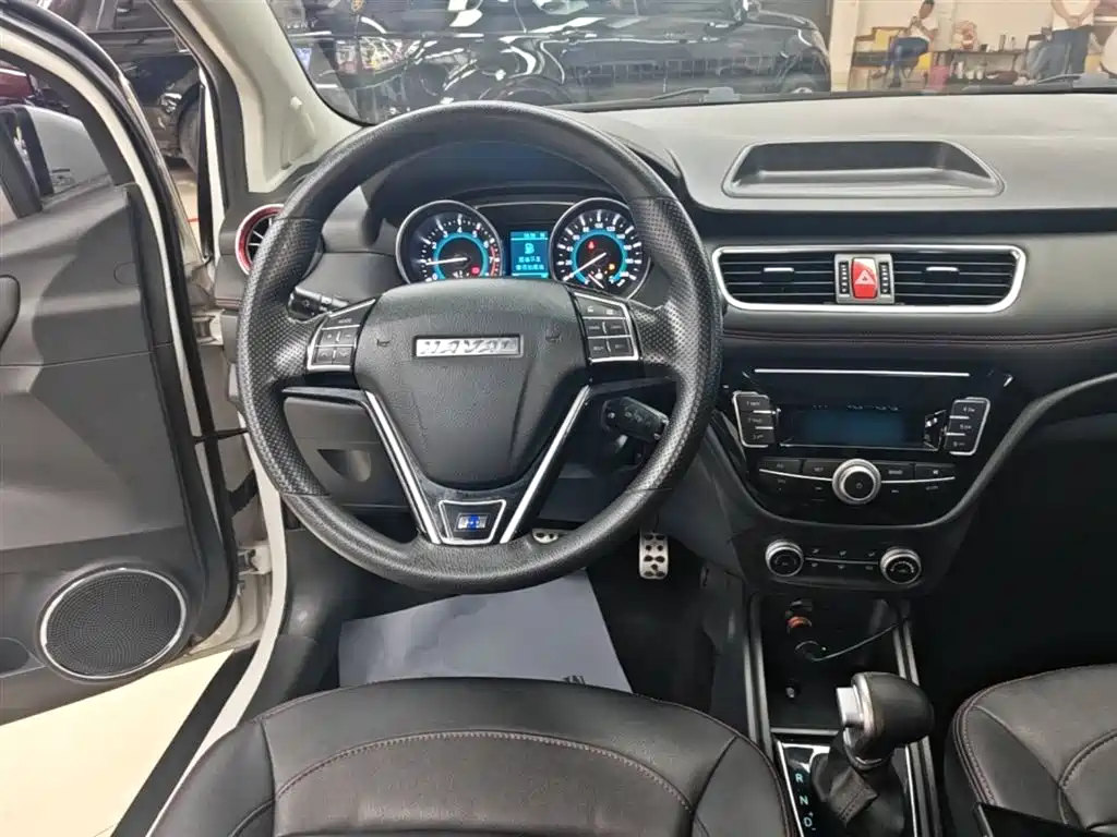 Haval H1 2017 Blue Label 1.5L AMT Standard фото 11