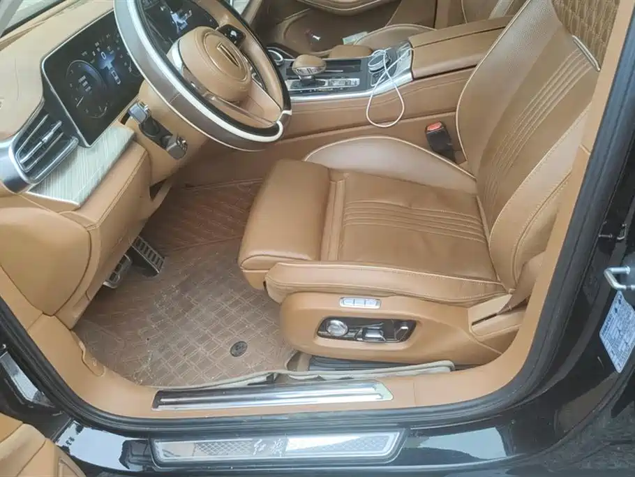 Hongqi H9 2020 2.0T Smart Connection Qi Chang Edition фото 9