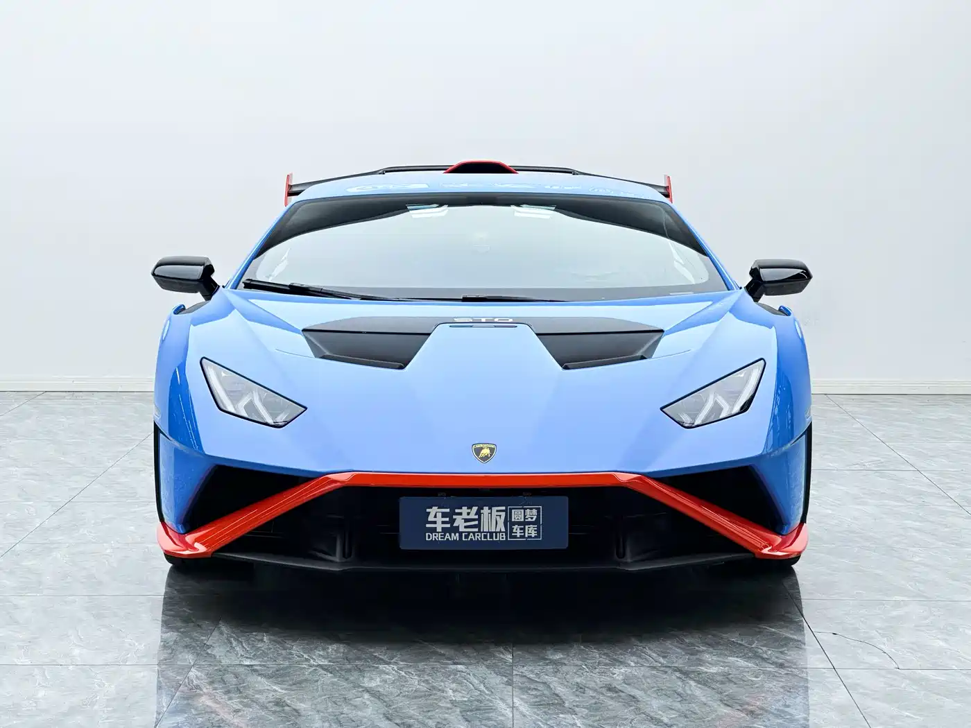 LAMBORGHINI HURACÁN