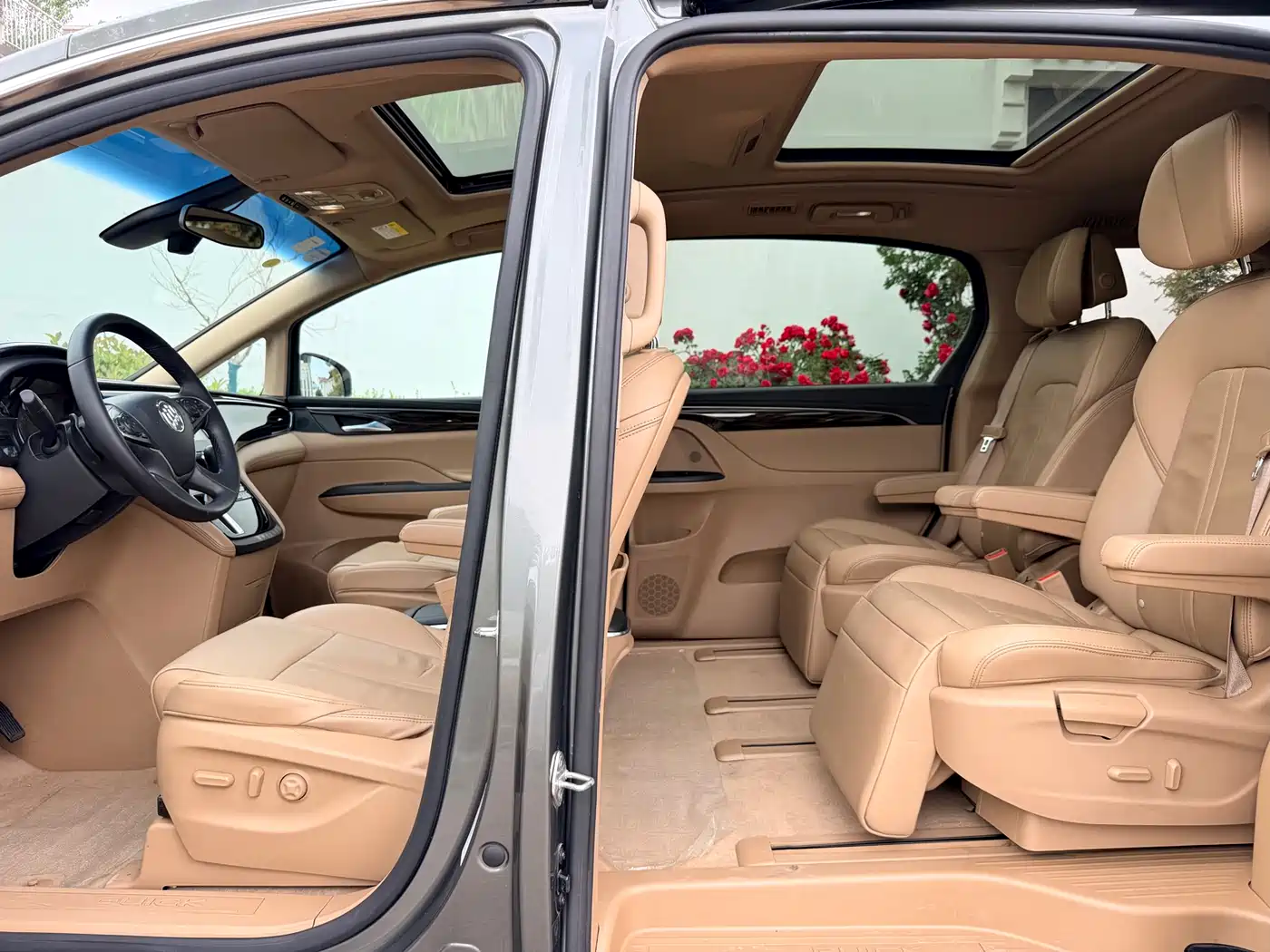 Buick GL8 2017 ES 28T Luxury China V фото 10