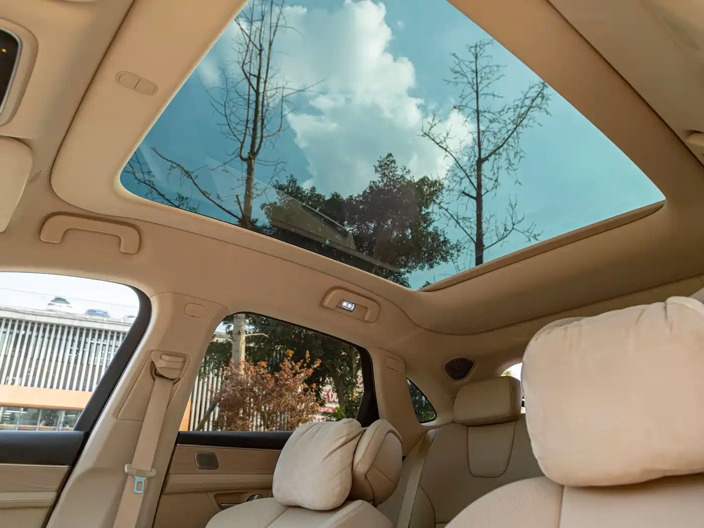 AITO Wenjie AITO M5 2025 Extended Range Ultra AWD фото 10