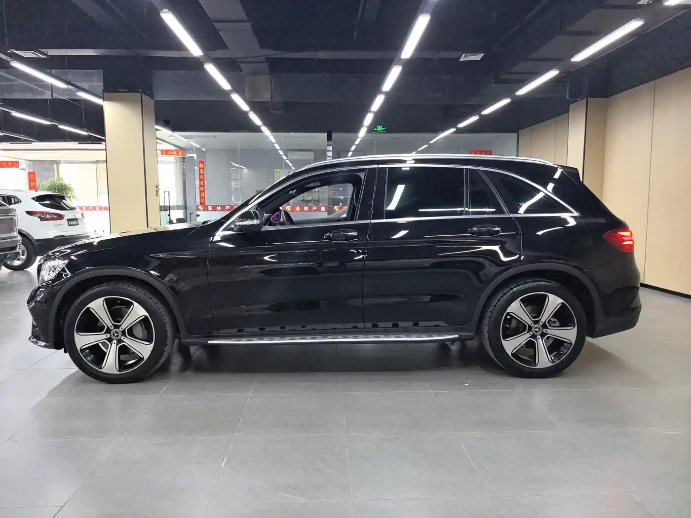 Mercedes-Benz GLC 2019 GLC 300 L 4MATIC Dynamic фото 11