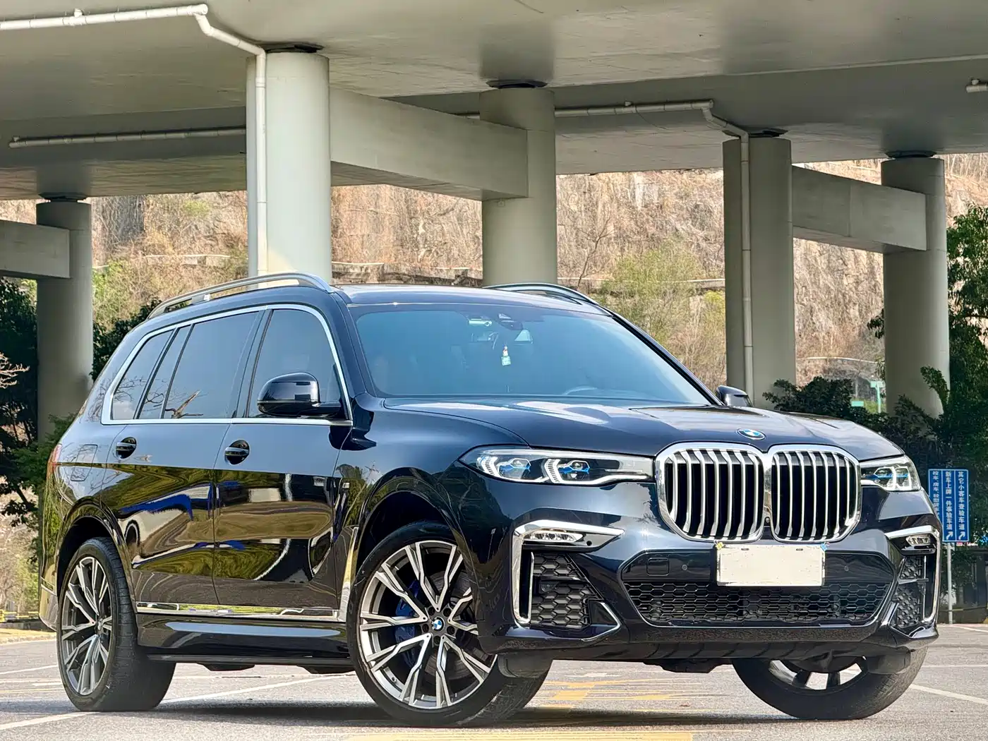 BMW X7 2022 xDrive40i Exclusive M Sport Package фото 3