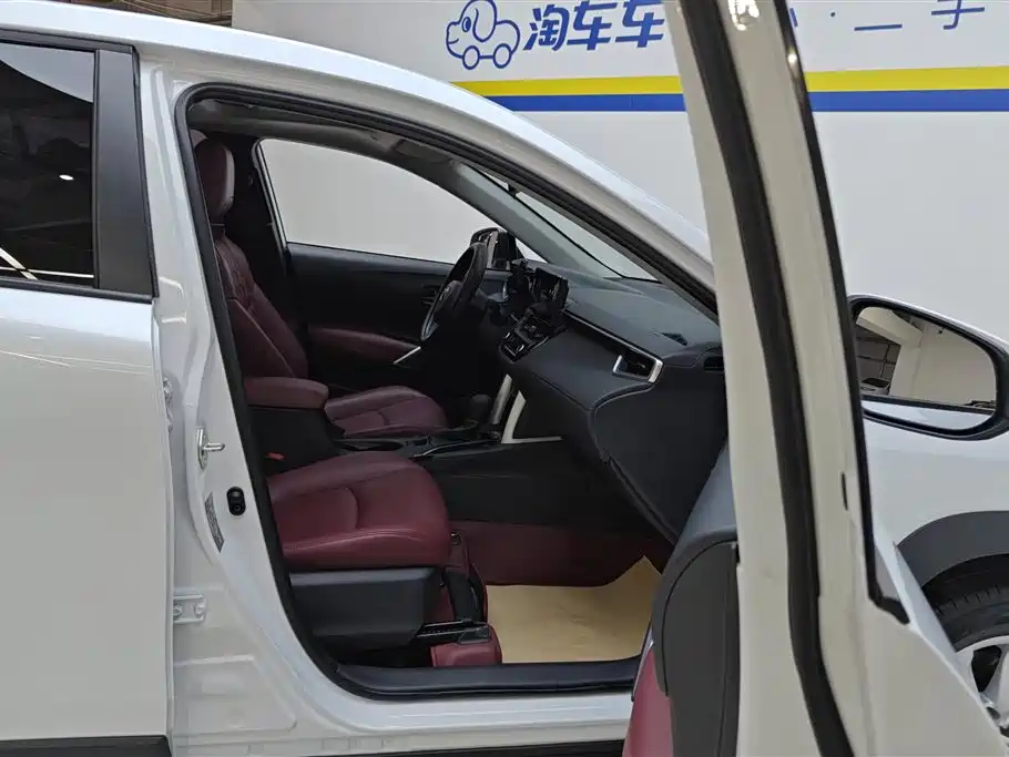 Toyota Corolla Cross 2024 2.0L Elite Edition фото 8