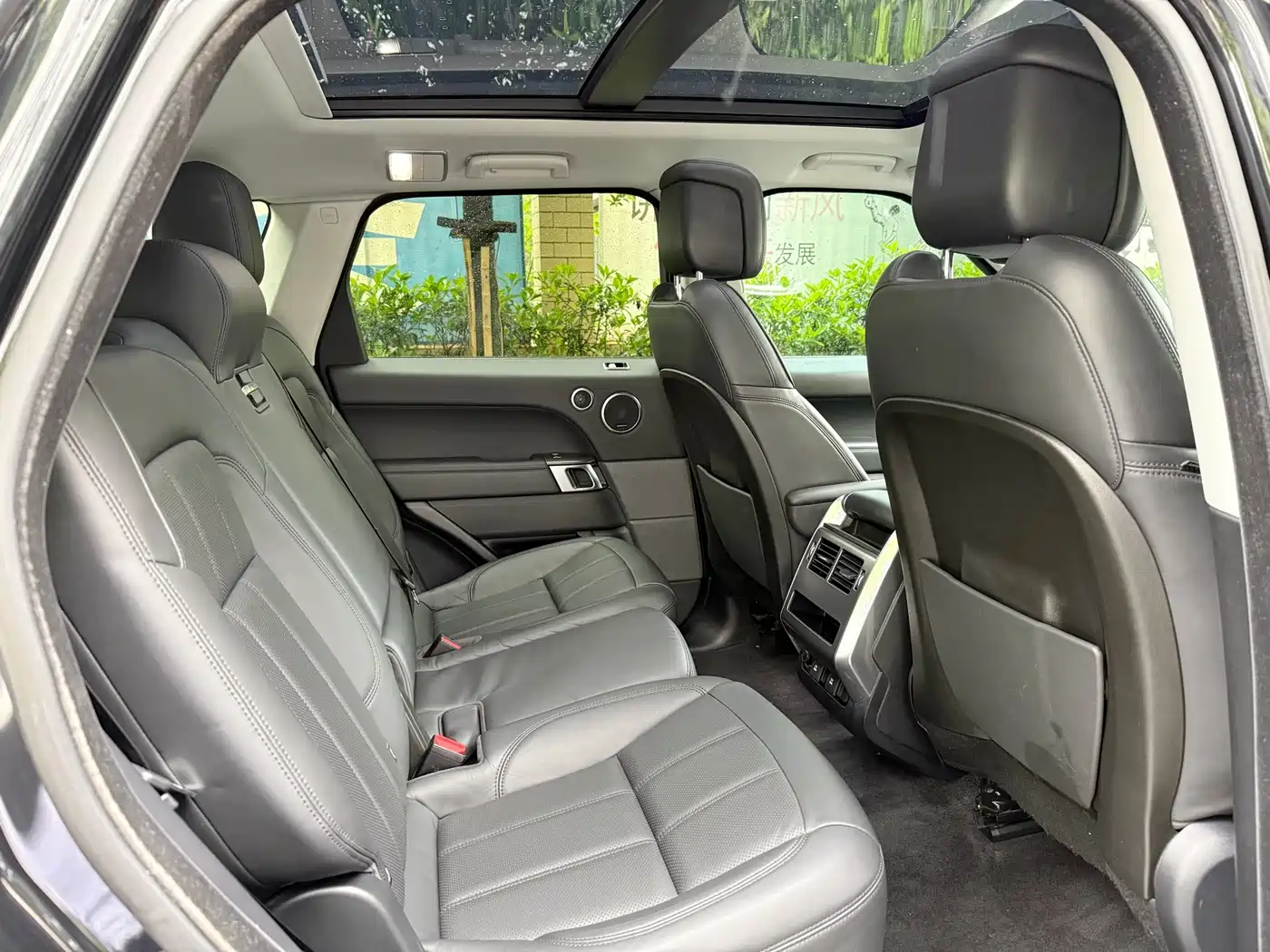 Land Rover Range Rover Sport 2021 3.0 L6 SE фото 9