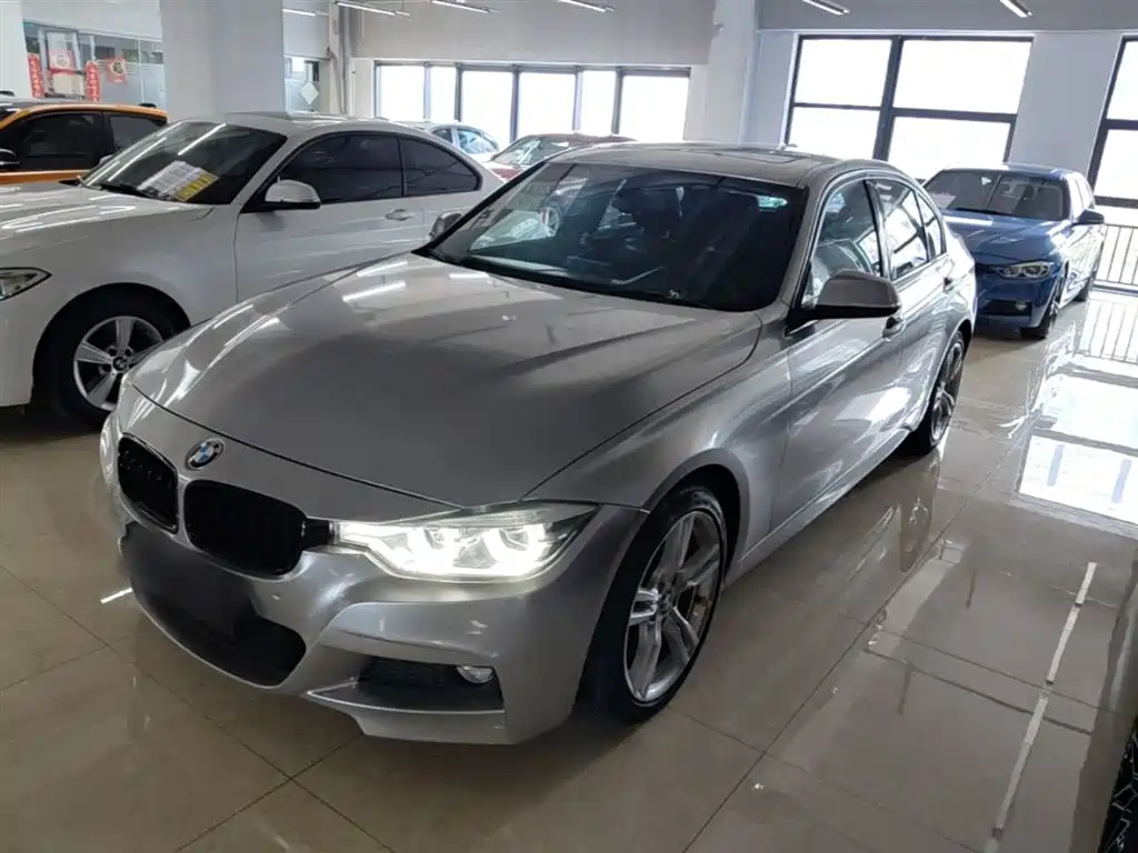 BMW 3 Series 2017 320i M Sport фото 2