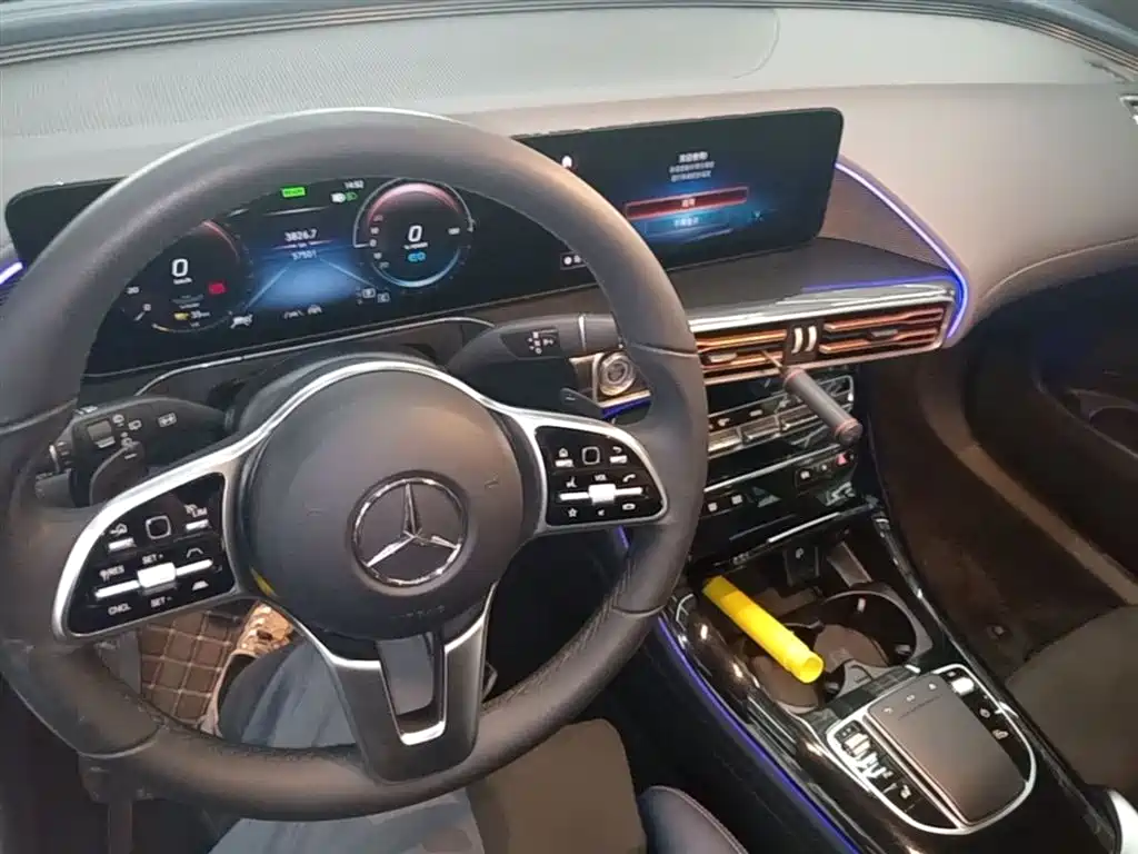 Mercedes-Benz EQC 2021 EQC 400 4MATIC фото 10