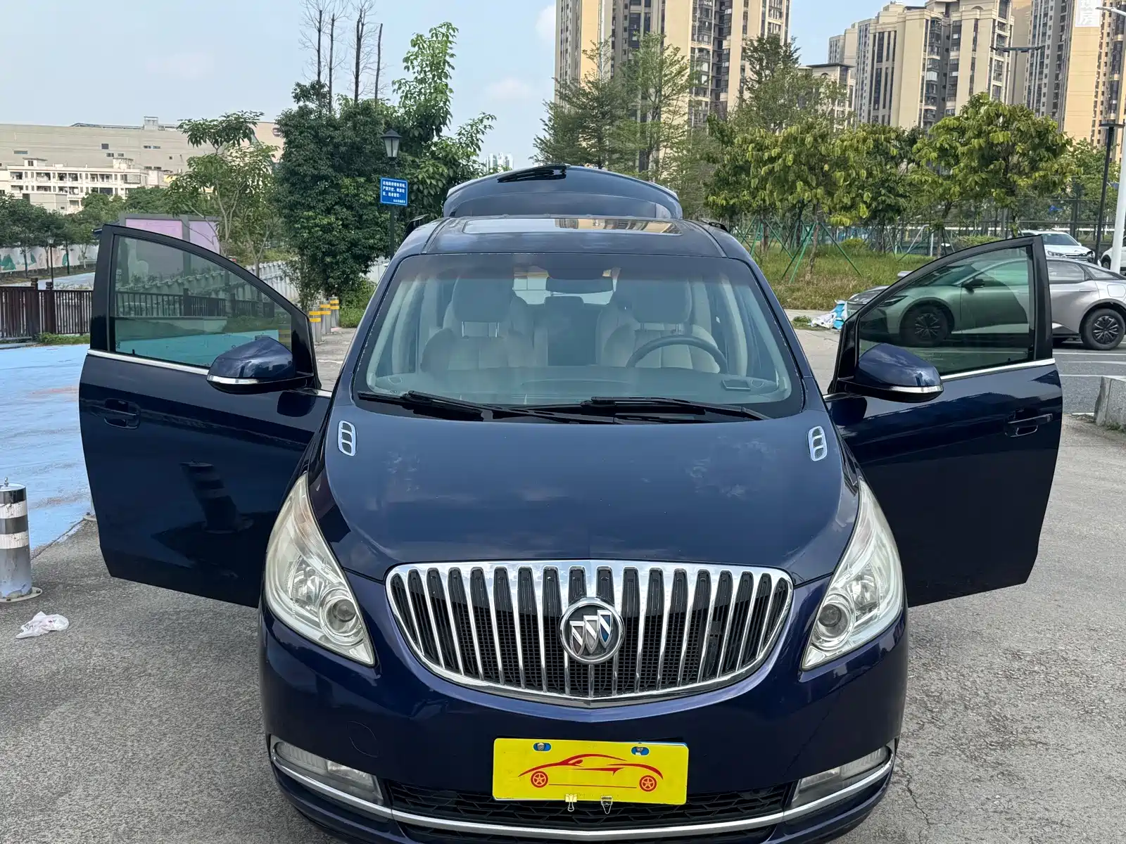 Фото 8 - Buick GL8