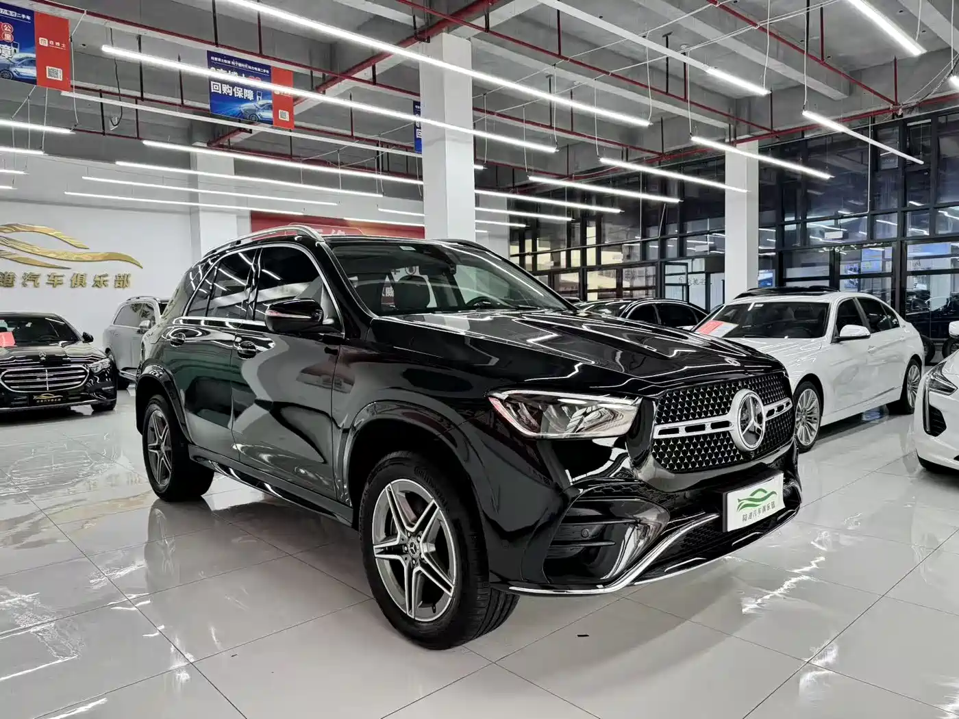 Mercedes-Benz GLE 2024 GLE 450 4MATIC Fashion фото 3
