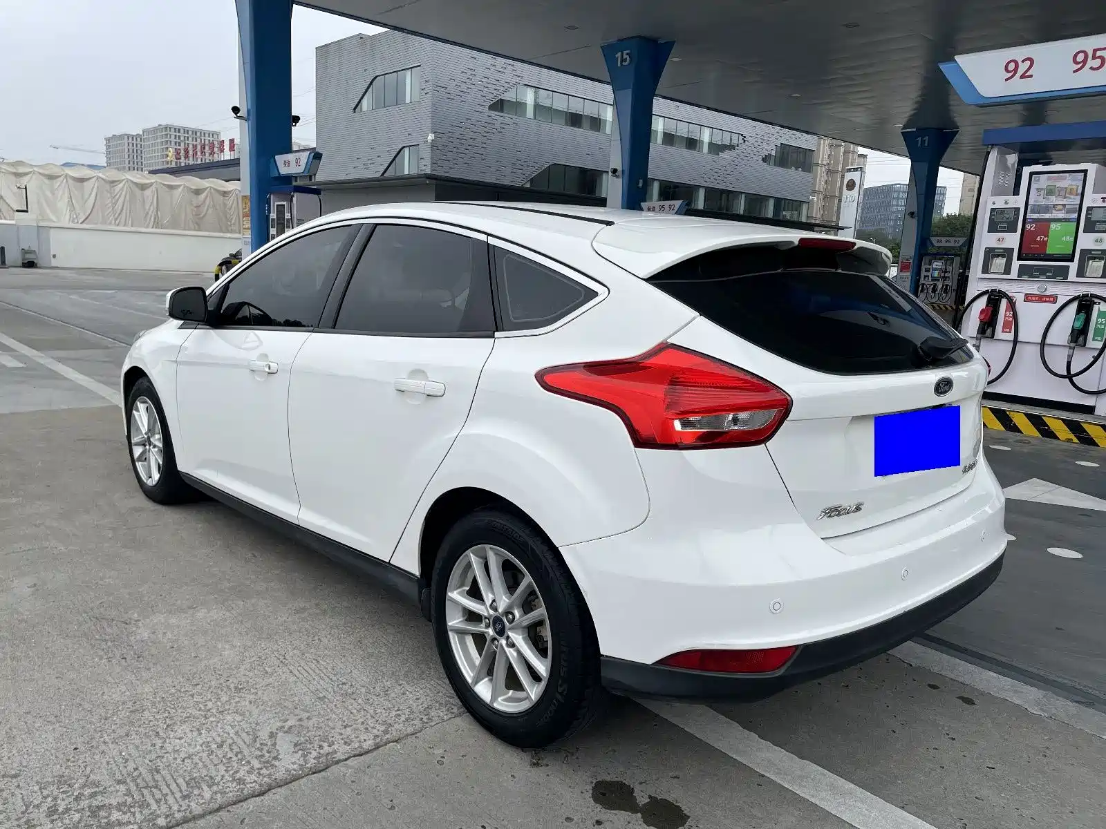 Фото 4 - Ford Focus