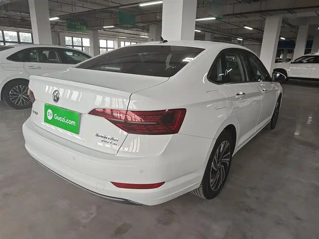 Volkswagen Sagitar 2022 280TSI DSG Surpassing Edition фото 7