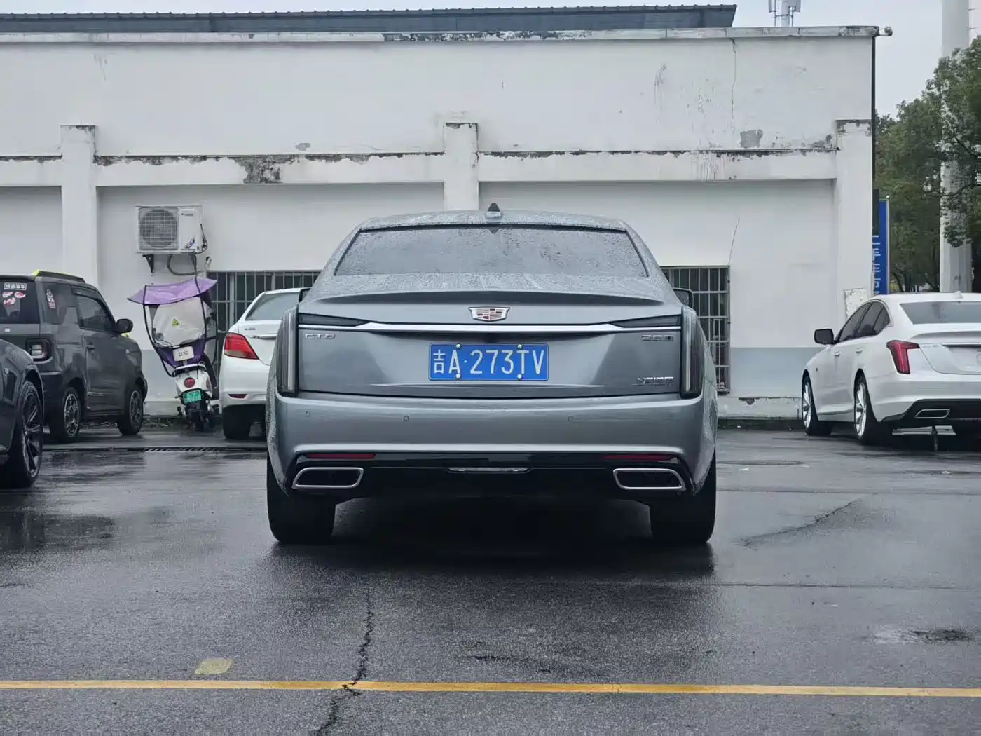 CADILLAC CT6