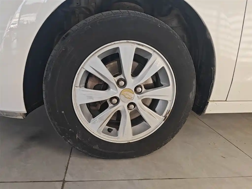 Chevrolet Lova RV 2016 1.5L Automatic Easy-Ride фото 23