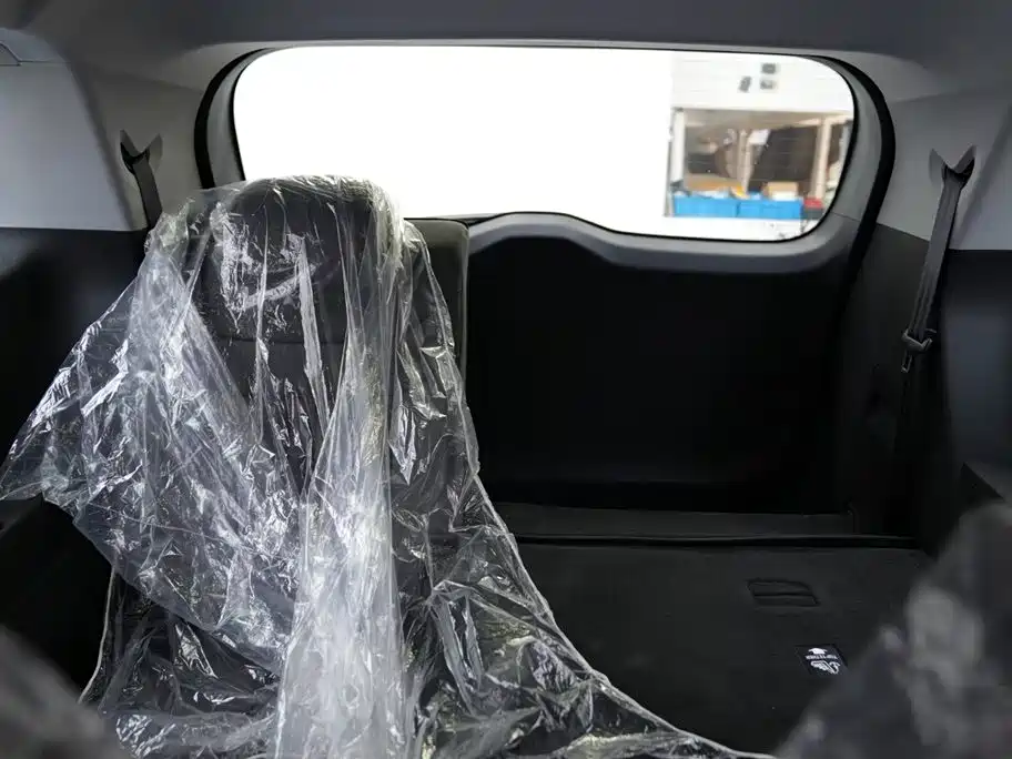 SAIC MAXUS EVERYONE 7