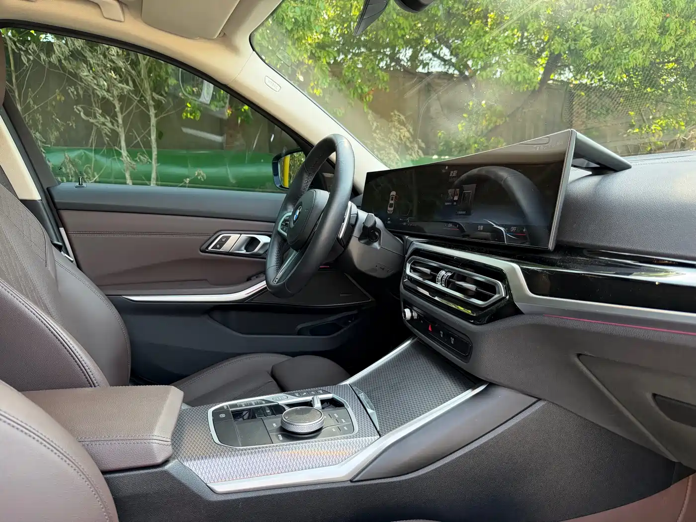 BMW 3 Series 2023 325Li M Sport Black Night Package фото 11