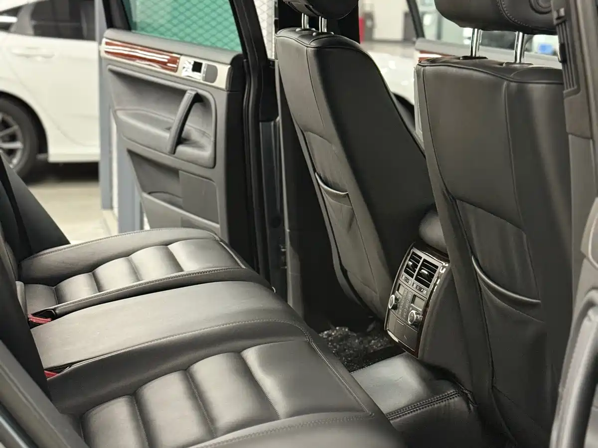 Volkswagen Touareg фото 12