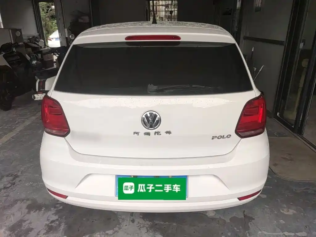 Volkswagen Polo 2016 1.4L Manual Trend фото 6