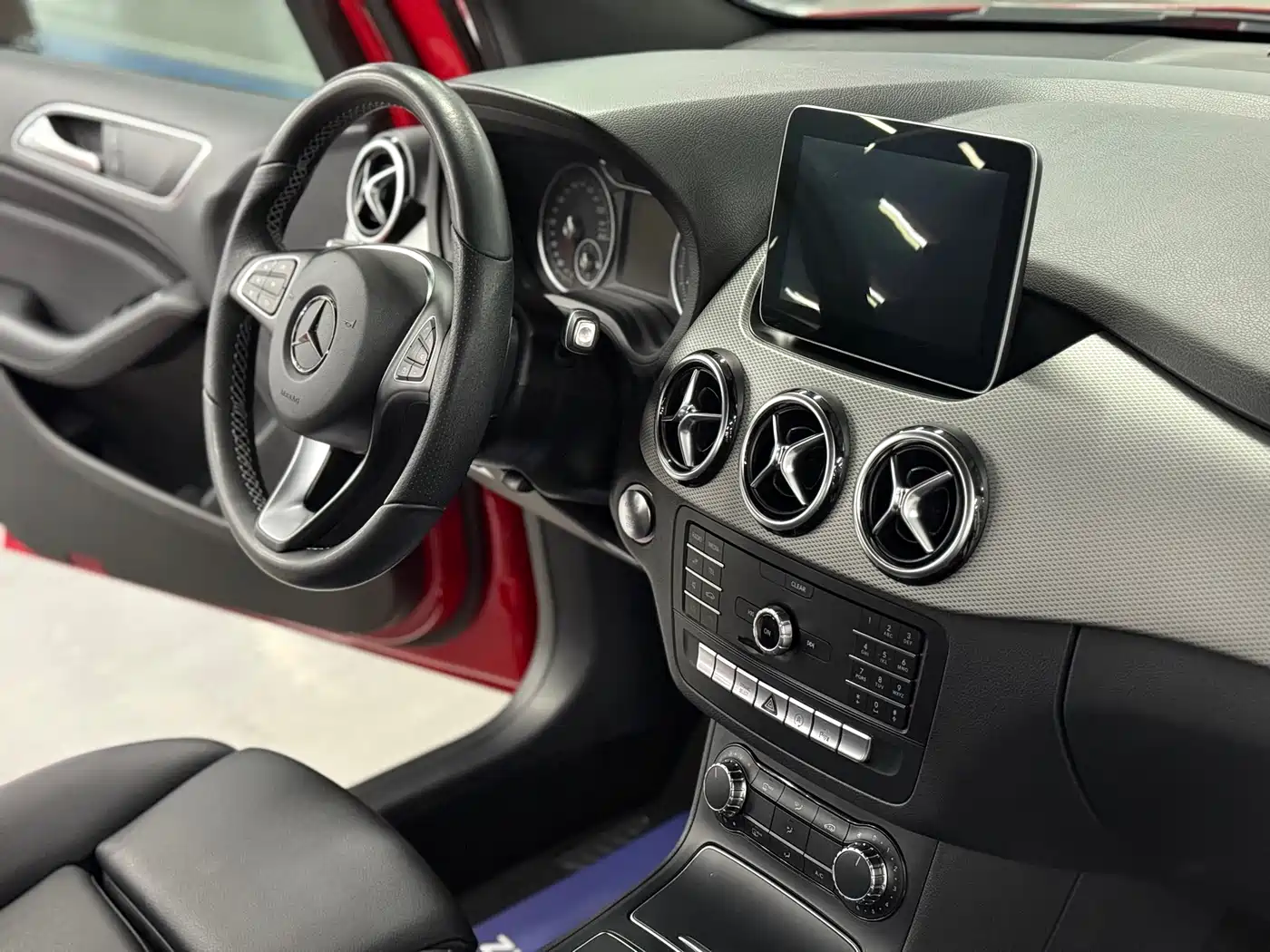 Mercedes-Benz B-Class 2017 B 200 Dynamic фото 8