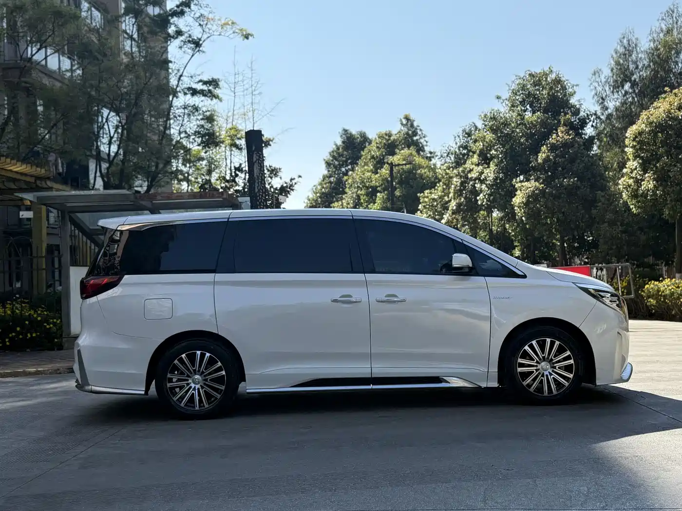 GAC Trumpchi Trumpchi M8 2021 Master Series 390T Prestige Edition фото 24